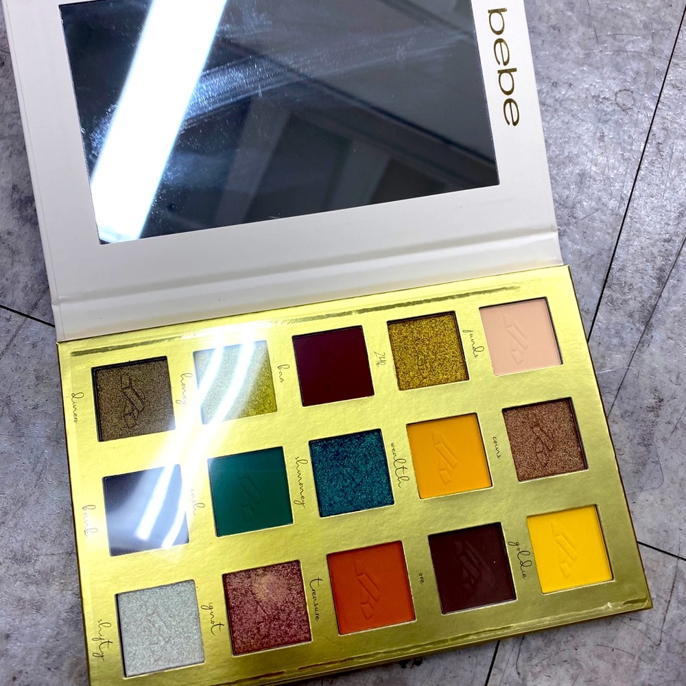 Bebe eyeshadow pallete